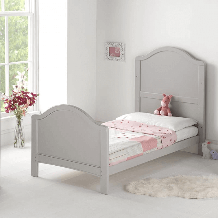 East Coast Toulouse Cot Bed - Lifestyle 2