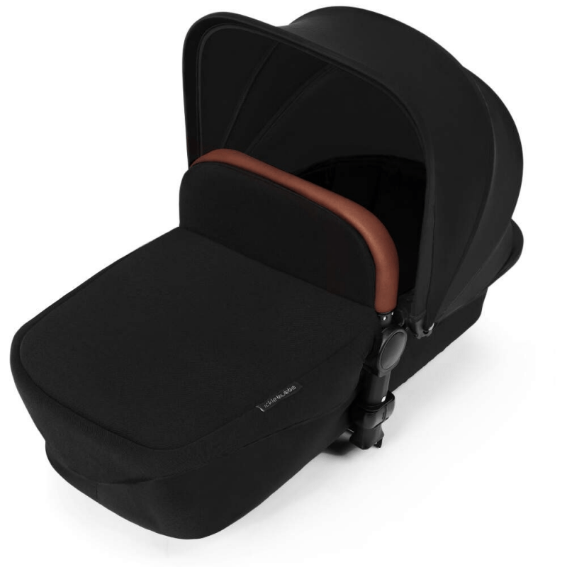 Ickle Bubba Stomp V3 i-Size Travel System with ISOFIX Base - Black on Silver Frame - Image 7