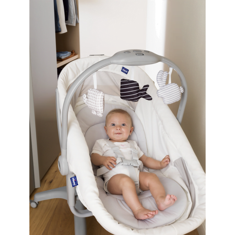Babyhug baby bouncer hot sale